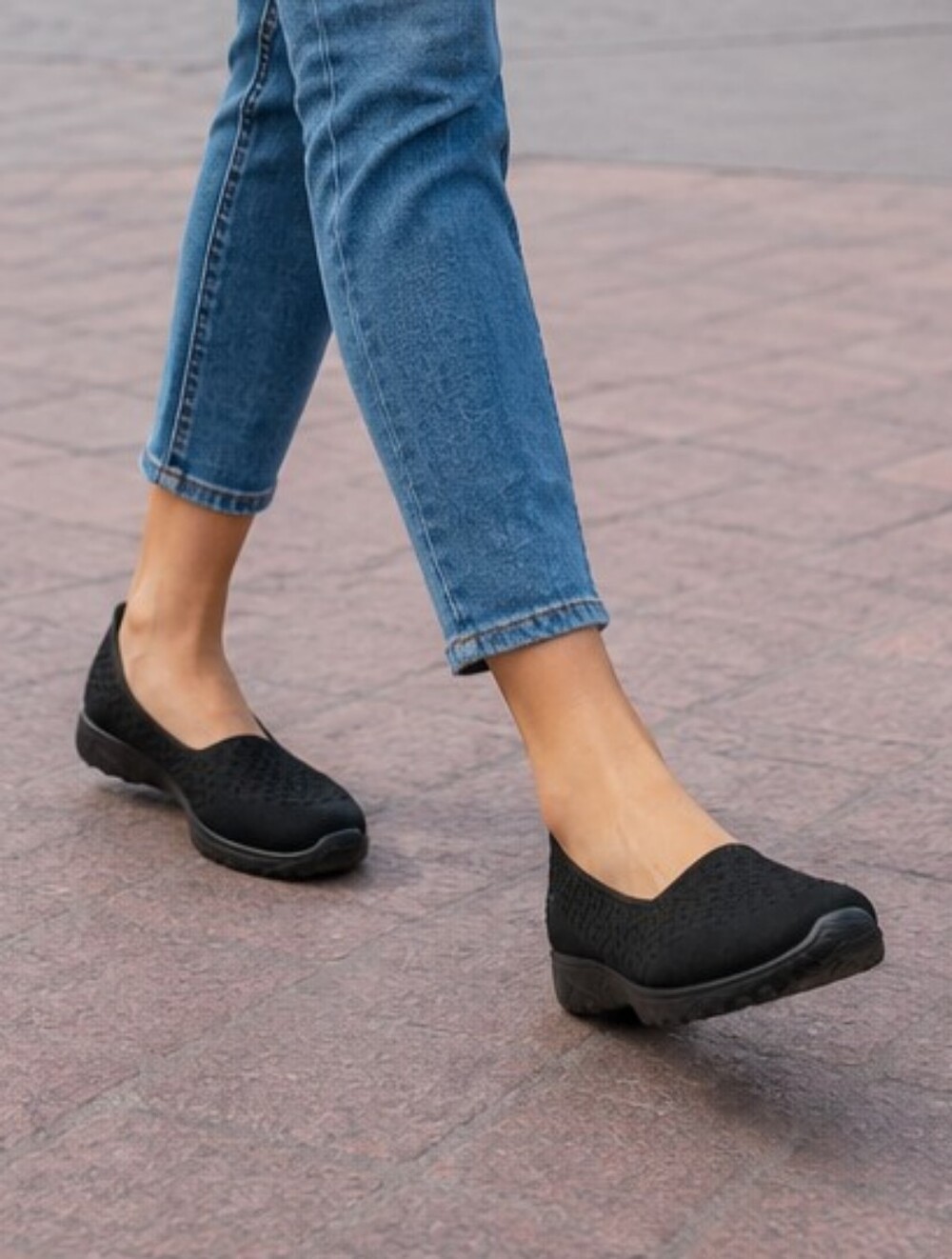 Skechers Microburst One Up Slip-on Memory Foam Flats in Black Comfort Women's 11